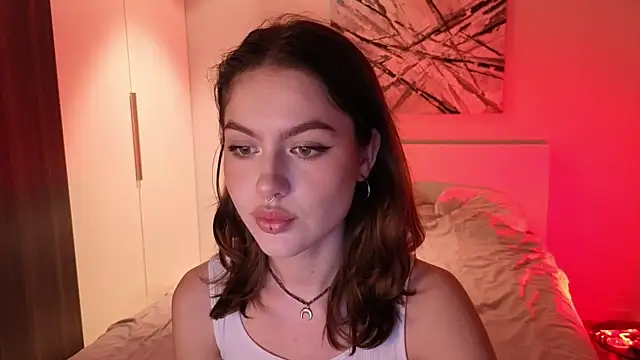 Miraa Belle online show from October 2025 05:23:02 PM