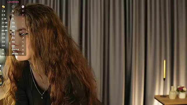 YuriFout online show from November 2025 11:09:02 AM