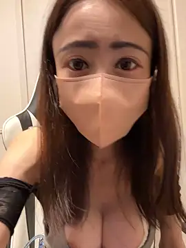 Snapshot of ericiii chatting on November 2025 12:20:02 AM ericiii online show from November 2025 12:20:02 AM