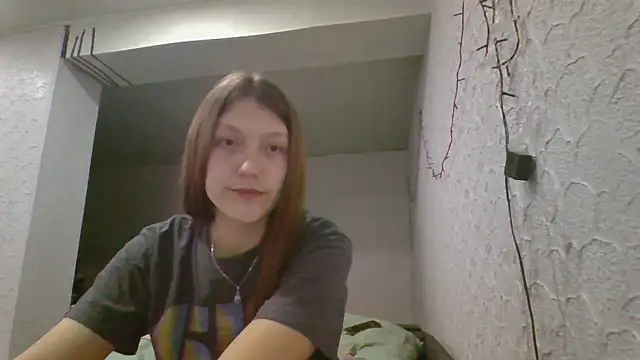 luna tt online show from March 2026 05:21:01 PM