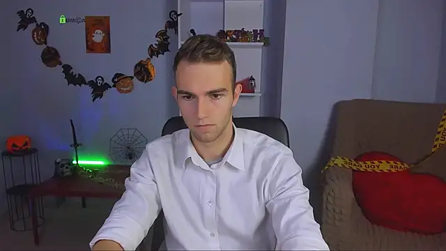 astren villo online show from October 2025 01:25:01 PM