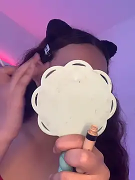 La-Gatiita-trans online show from November 2025 06:52:02 PM