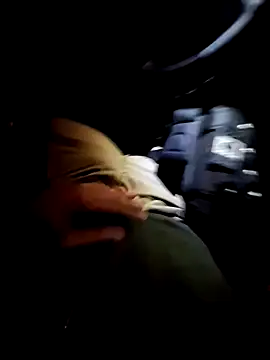 Snapshot of Raczos chatting on October 2025 03:07:02 AM Raczos online show from October 2025 03:07:02 AM