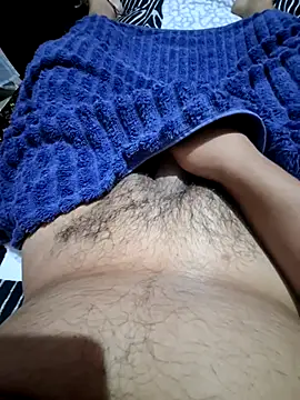 Snapshot of Raczos chatting on October 2025 04:29:02 PM Raczos online show from October 2025 04:29:02 PM