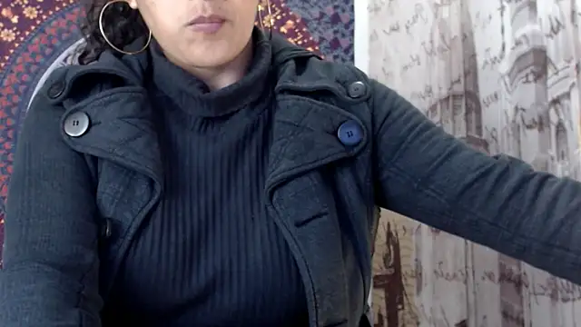 Lucyy Naugthy online show from February 2026 01:51:01 PM