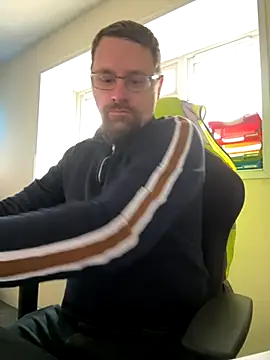 Otis Firefly online show from November 2025 10:58:02 AM