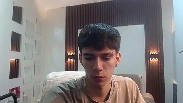 Snapshot of AmethystShadow17 chatting on March 2026 08:14:01 PM AmethystShadow17 online show from March 2026 08:14:01 PM