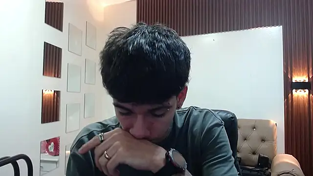 Snapshot of AmethystShadow17 chatting on March 2026 08:08:02 PM AmethystShadow17 online show from March 2026 08:08:02 PM