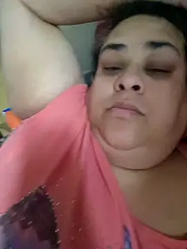 Snapshot of BigBusty_VoluptuousMilfX chatting on October 2025 01:34:01 PM BigBusty VoluptuousMilfX online show from October 2025 01:34:01 PM