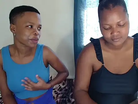 Snapshot of SexyLatoya05 chatting on November 2025 05:52:01 AM SexyLatoya05 online show from November 2025 05:52:01 AM