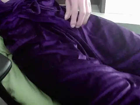 Batboy94 online show from October 2025 07:32:01 PM