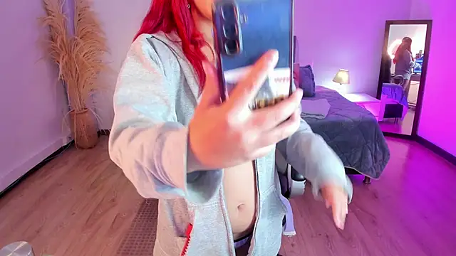 Cat  Moon   online show from April 2026 07:36:01 PM