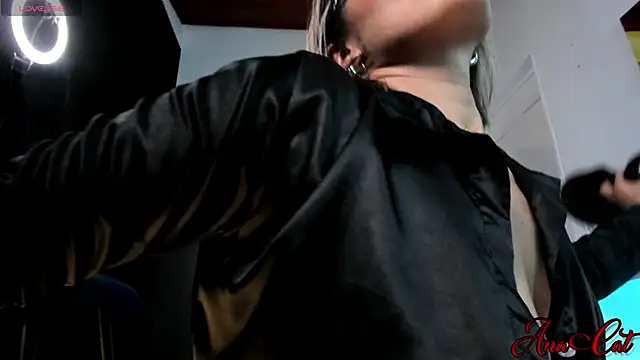 ana cat online show from March 2025 04:38:02 PM