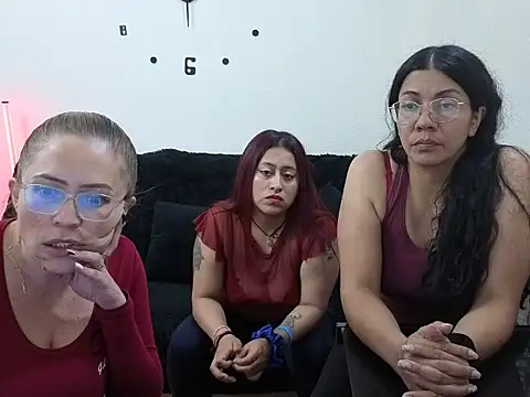 Snapshot of lesb_milf chatting on May 2026 08:14:01 PM lesb milf online show from May 2026 08:14:01 PM
