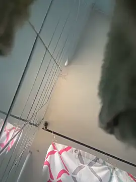 Zoe fire online show from November 2025 11:54:01 AM