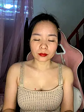 Listen-ly online show from November 2025 03:49:02 AM