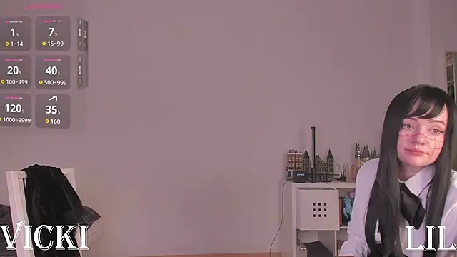 Snapshot of VickiRoom chatting on April 2026 01:42:02 AM VickiRoom online show from April 2026 01:42:02 AM