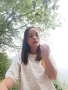 Nguyet2k4 online show from April 2026 11:16:01 PM