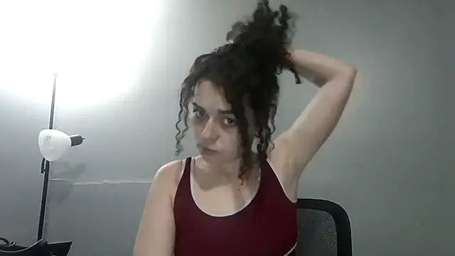 ali18of1 online show from April 2026 08:01:02 AM