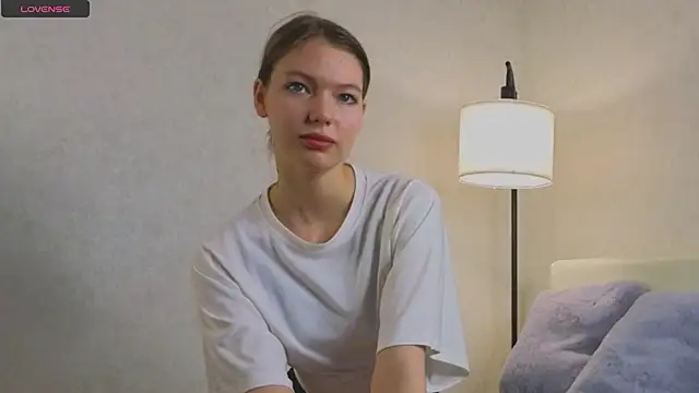 Erosyne online show from February 2026 05:16:02 PM