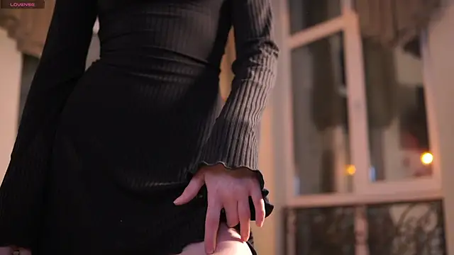 Snapshot of Erosyne chatting on April 2026 05:07:01 PM Erosyne online show from April 2026 05:07:01 PM