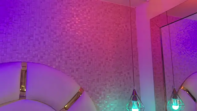 Snapshot of emmy_rose25 chatting on December 2025 11:52:02 AM emmy rose25 online show from December 2025 11:52:02 AM