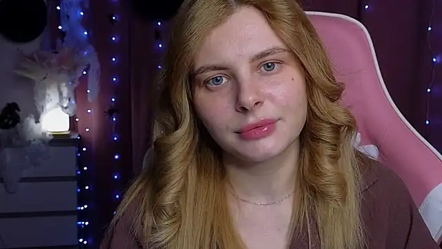 Snapshot of newday-off chatting on November 2025 01:46:01 PM newday-off online show from November 2025 01:46:01 PM