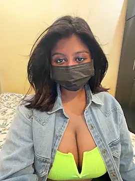 Snapshot of payal_mittal chatting on April 2026 08:04:02 AM payal mittal online show from April 2026 08:04:02 AM