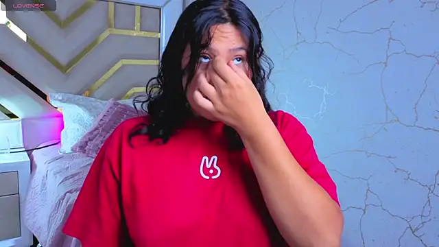 Snapshot of luna_jonezz chatting on November 2025 11:31:02 AM luna jonezz online show from November 2025 11:31:02 AM