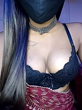 Strip Hotty242 online show from November 2025 06:08:01 PM