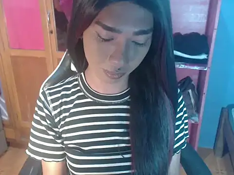 Yourasianbabyemma online show from May 2026 02:49:02 PM