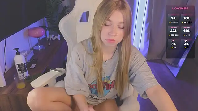 Snapshot of hey_0x chatting on October 2025 11:00:02 AM hey 0x online show from October 2025 11:00:02 AM