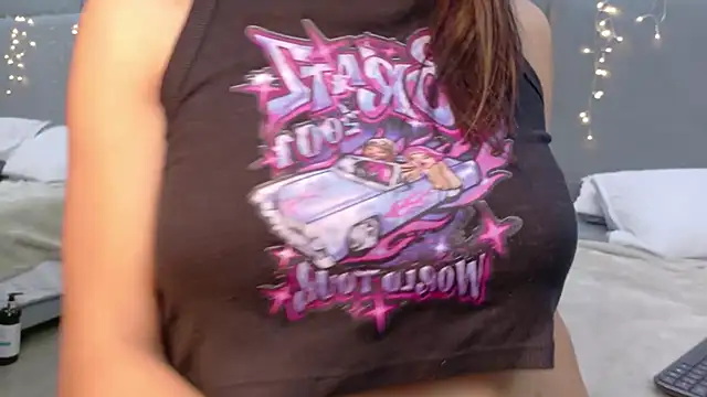 Snapshot of NaughtyHally_ chatting on July 2026 08:19:01 PM NaughtyHally online show from July 2026 08:19:01 PM