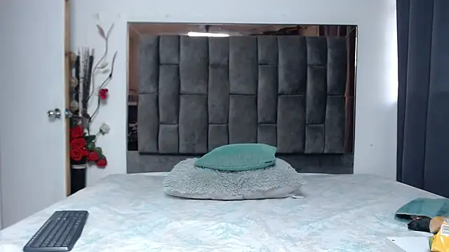 Salmma Milf online show from November 2025 11:35:01 AM