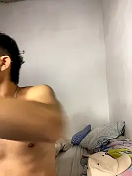 Snapshot of Myke_hotxxx chatting on November 2025 12:20:01 AM Myke hotxxx online show from November 2025 12:20:01 AM