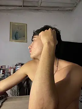 Snapshot of Myke_hotxxx chatting on December 2025 09:08:01 PM Myke hotxxx online show from December 2025 09:08:01 PM