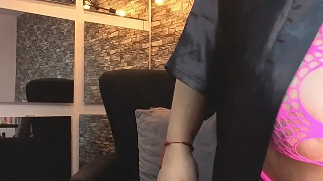 TokyoSky online show from November 2025 08:32:01 PM