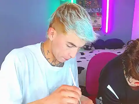 Latin boysxxxx online show from October 2025 02:59:02 AM