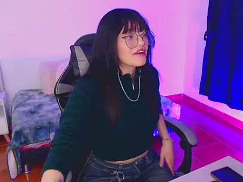 Isabella  666 online show from December 2025 05:05:01 AM