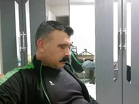 Snapshot of meroglu45 chatting on October 2025 05:13:02 PM meroglu45 online show from October 2025 05:13:02 PM