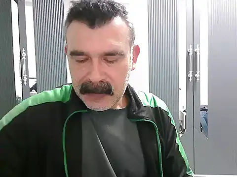 Snapshot of meroglu45 chatting on October 2025 07:58:02 PM meroglu45 online show from October 2025 07:58:02 PM