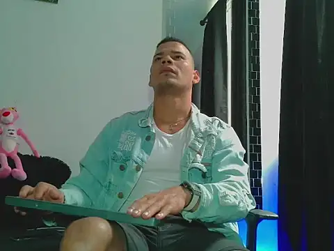 DaamonSlader  online show from February 2026 09:02:01 PM