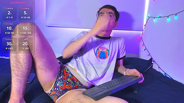 dani angel dark online show from December 2025 09:11:02 PM