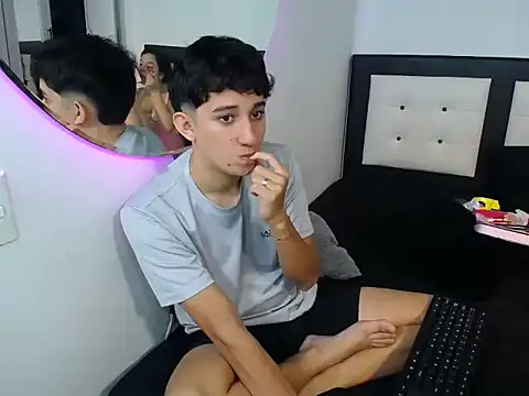 Dravith Valery online show from October 2025 09:48:02 PM