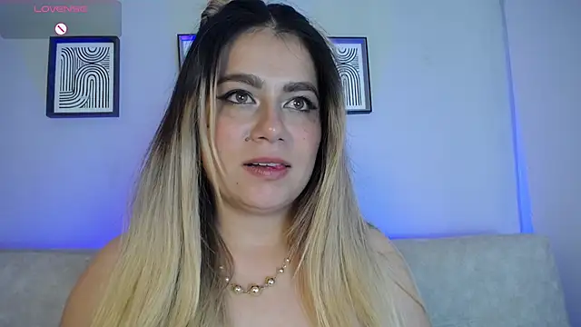 Sweet Bella Valery online show from March 2026 11:24:01 PM