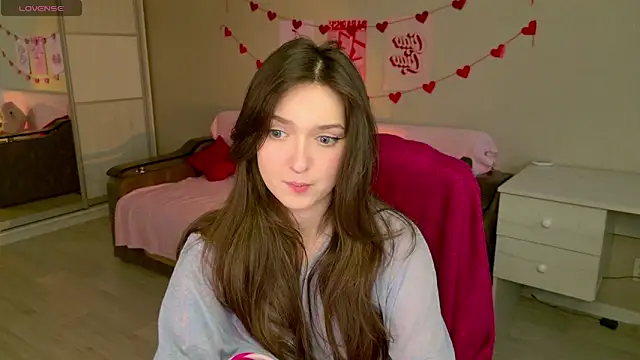 BellaSink online show from November 2025 05:30:02 AM