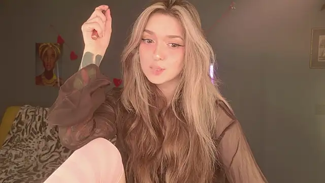 Snapshot of BellaSink chatting on March 2026 05:33:02 AM BellaSink online show from March 2026 05:33:02 AM