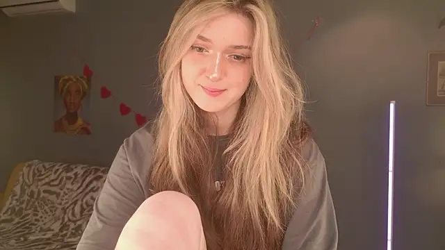 Snapshot of BellaSink chatting on March 2026 05:34:01 AM BellaSink online show from March 2026 05:34:01 AM