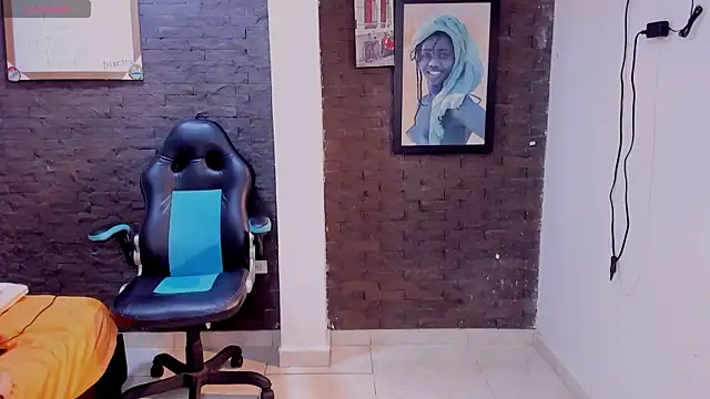 Lessly Cooper online show from November 2025 06:06:02 PM