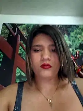 CinthiaRouse33 online show from October 2025 03:46:02 PM
